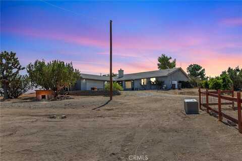 10971 Adobe Road, Oak Hills, CA 92344