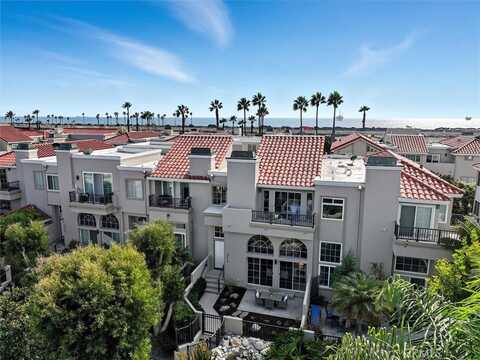 19476 Riverdale Lane, Huntington Beach, CA 92648