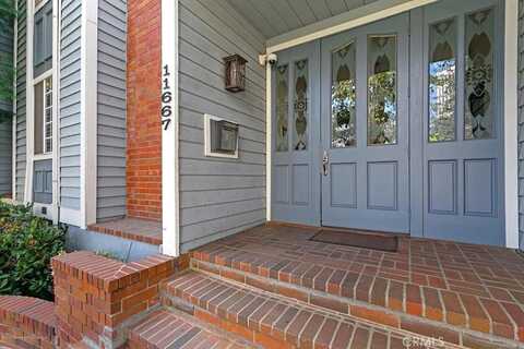 11667 Gorham Avenue, Los Angeles, CA 90049
