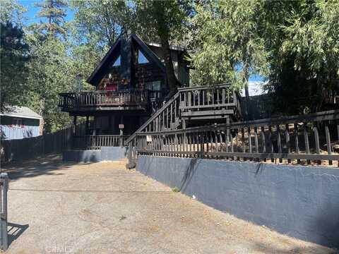 467 Boothe Lane, Crestline, CA 92325