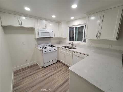 19211 Coenson, Huntington Beach, CA 92648