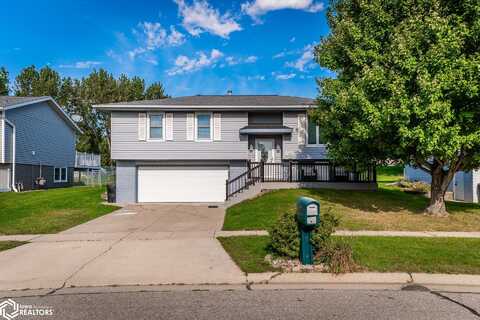 1509 Greenfield Drive, Marshalltown, IA 50158