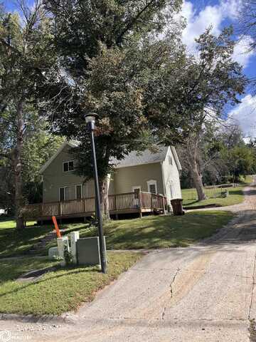 26 N 9th Street, Denison, IA 51442