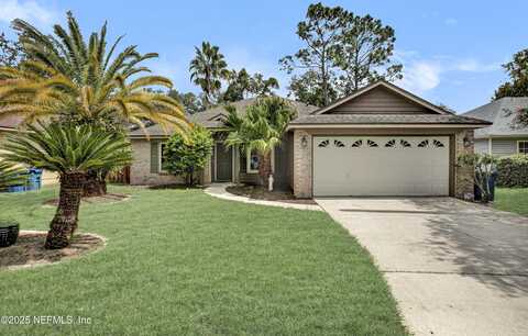 1749 CHANDELIER Circle E, Jacksonville, FL 32225