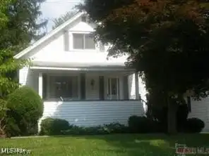689 Alaho Street, Akron, OH 44305