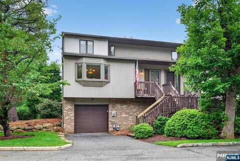 30 Peach Hill Court, Ramsey, NJ 07446
