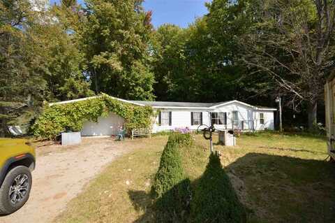 736 S M-75, Boyne City, MI 49712