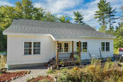 55 Bickford Road, Wolfeboro, NH 03894
