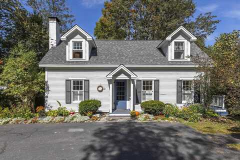 11 1/2 Church Street, Woodstock, VT 05091