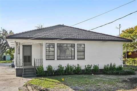 7924 LINCOLN BEACH Boulevard, New Orleans, LA 70126
