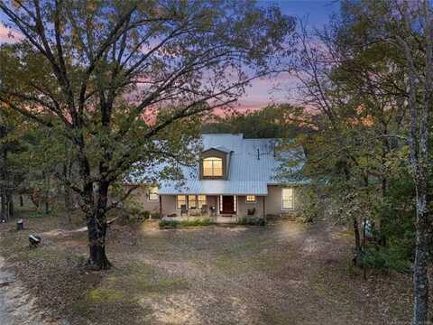5792 W Lain Lake Road, Atoka, OK 74525