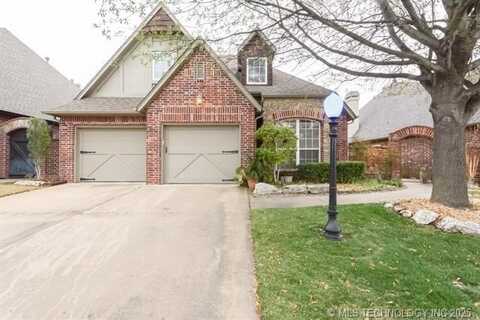 9021 N 100th East Avenue, Owasso, OK 74055