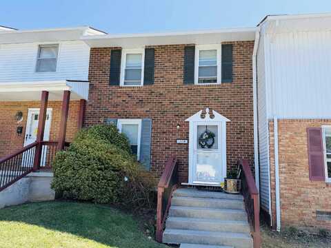 309 FAIRFAX Road, Blacksburg, VA 24060