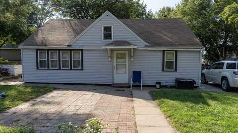 1513 S FAIRMOUNT ST, Sioux City, IA 51106