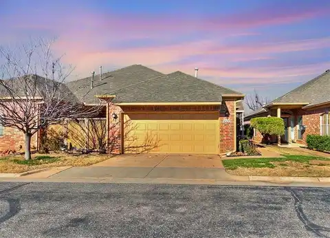 4517 NW 25th Place, Oklahoma City, OK 73127