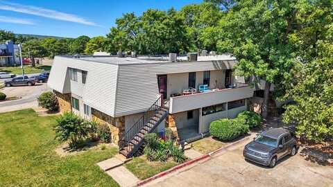 6617 S Zunis Avenue, Tulsa, OK 74136