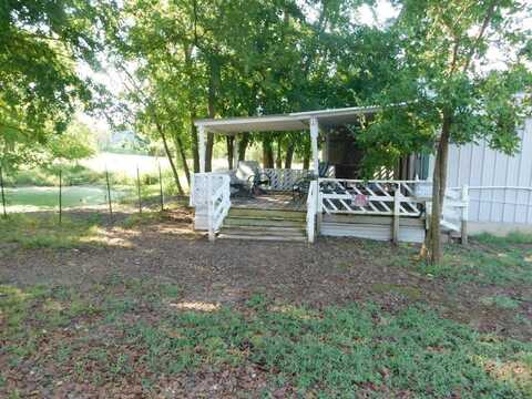5252 E FM 1396, Telephone, TX 75488