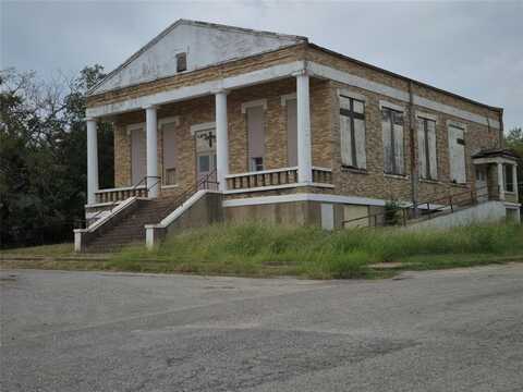 506 Sanders Street, Bowie, TX 76230