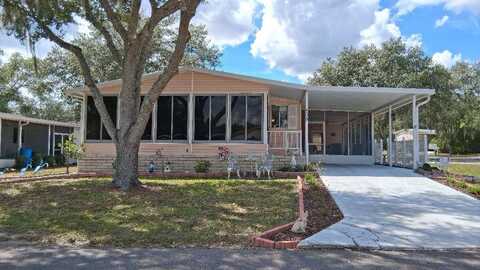 506 Honeysuckle Drive, Fruitland Park, FL 34731