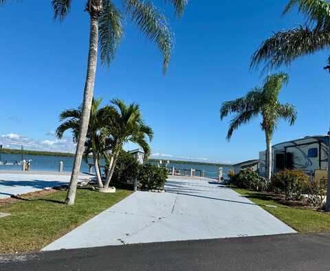 150 Smallwood Drive, Chokoloskee, FL 34138