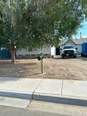219 E Fairview RD, Bakersfield, CA 93307