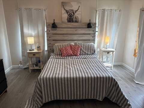 1110 N. Summit St., Crescent City, FL 32112