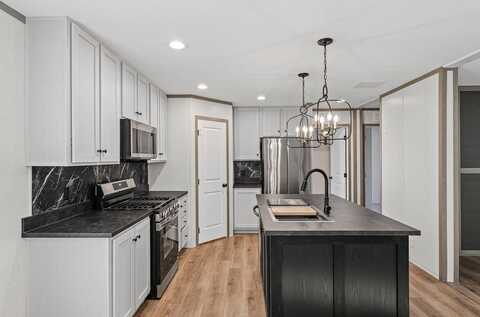 198 Franklin, Mahomet, IL 61853