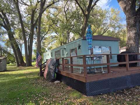 48466 Baily Bay RD, Big Stone City, SD 57216