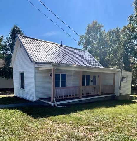 111 Tropic St., Jackson, OH 45640