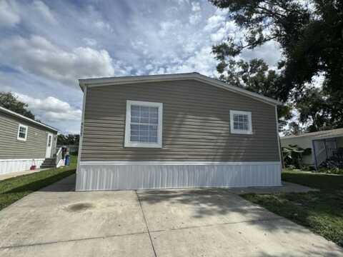 9357 Eden Drive, Tampa, FL 33610