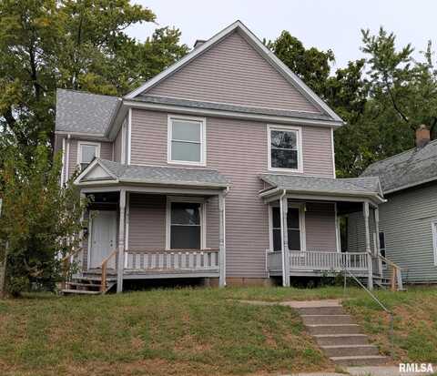 822-824 W 14TH Street, Davenport, IA 52804