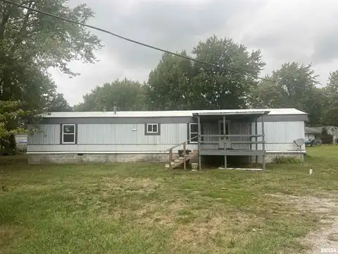 401 N MONROE Street, Kinmundy, IL 62854