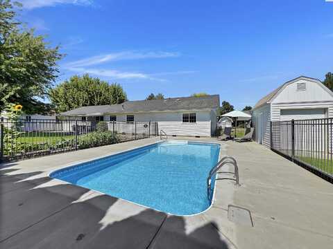192205 E 247th PR SE, Kennewick, WA 99337