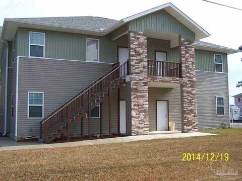 7071 Lake Joanne Dr, Pensacola, FL 32506