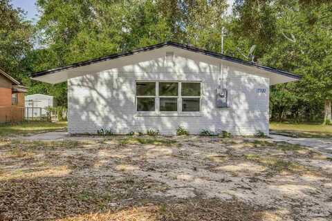 7731 Castlegate Dr, Pensacola, FL 32534