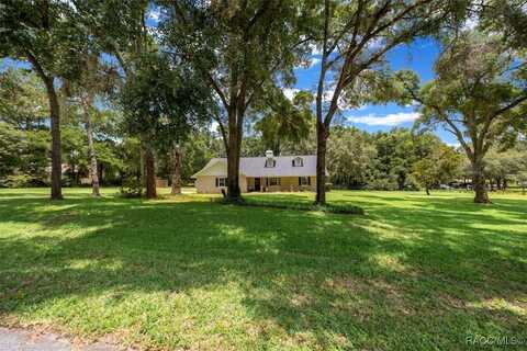 26 Count Fleet Drive, Ocala, FL 34482