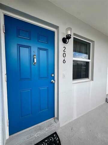 2801 NE 33rd Ct, Fort Lauderdale, FL 33306