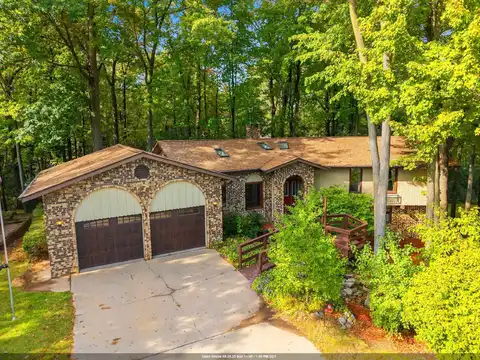 2640 HE NIS RA Lane, GREEN BAY, WI 54304