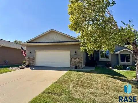 6803 S Witzke Ave, Sioux Falls, SD 57108