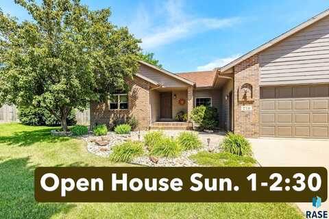 216 W Mountain Ash St, Brandon, SD 57005