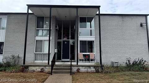 4030 W 13 Mile Road, Royal Oak, MI 48073