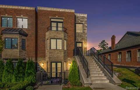 1223 N Main Street, Rochester, MI 48307