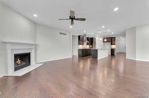 38731 Chasewood Court, Farmington Hills, MI 48335