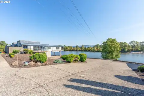 743 Marine View DR, Longview, WA 98632