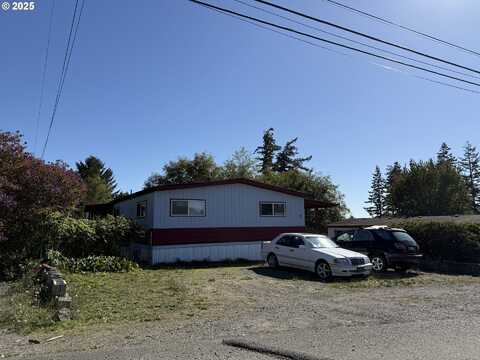 16391 HIGHWAY 101, Brookings, OR 97415