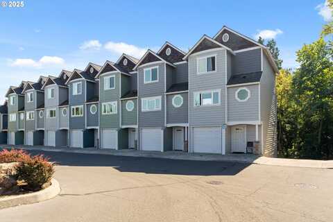 990 W 8TH PL, The Dalles, OR 97058