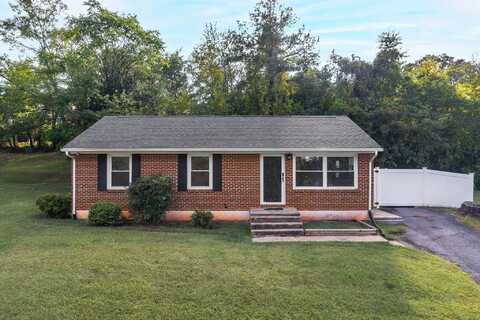 1005 Bowling DR, Bedford, VA 24523