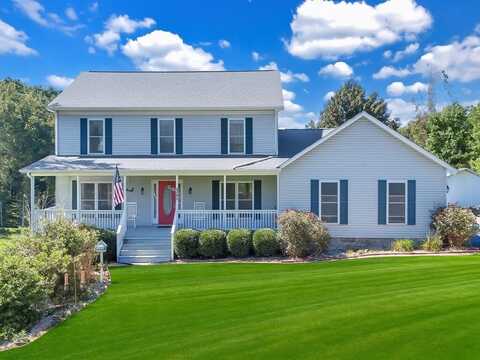 1100 High Meadows DR, Wirtz, VA 24184