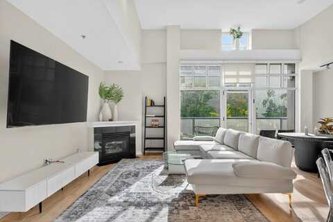 555 Front St unit: 206, San Diego, CA 92101