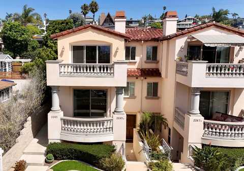 2265 Manchester, Cardiff, CA 92007